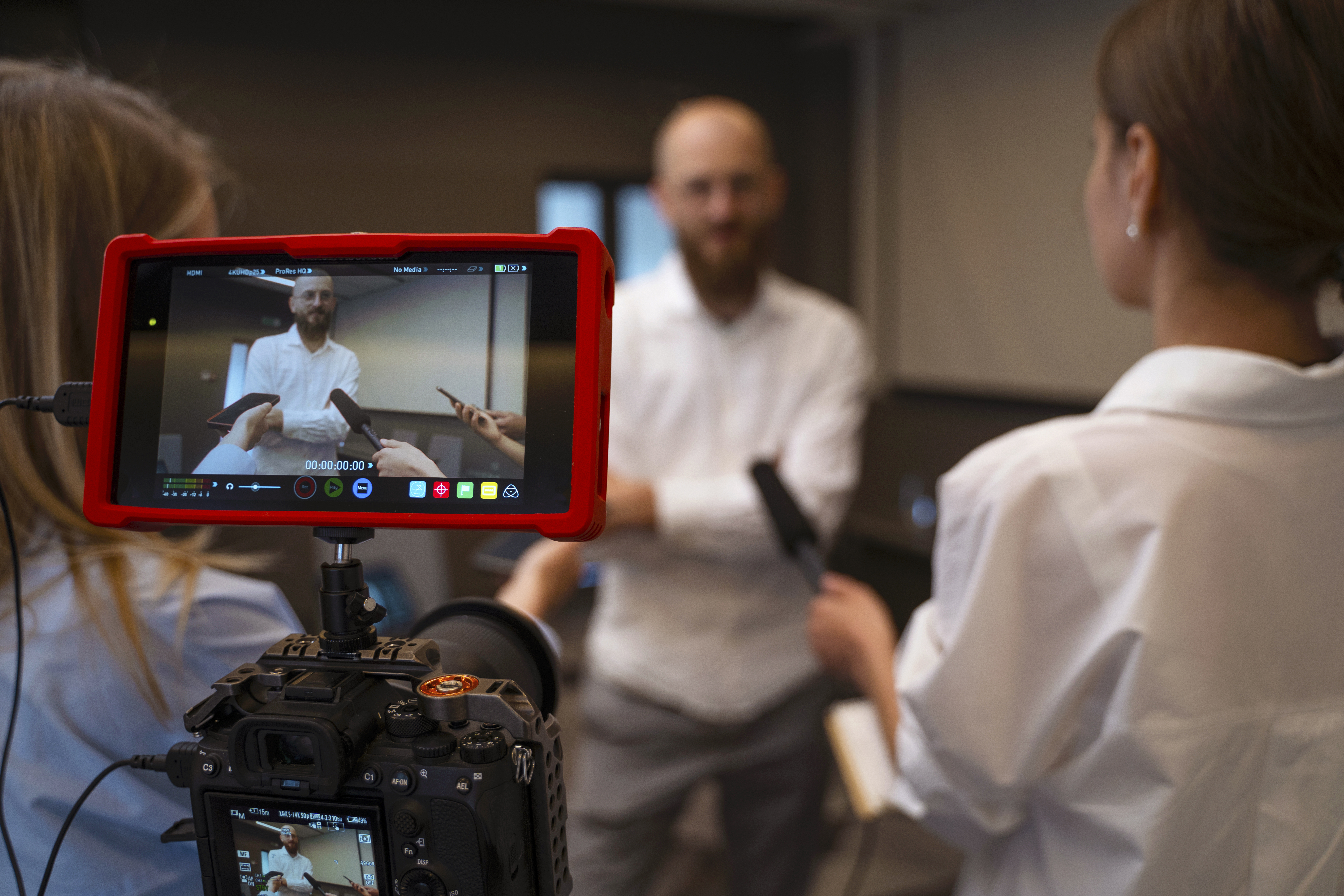 Behind the Scenes: AI Transforms Film Production