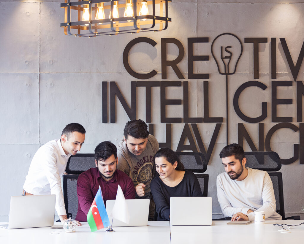 - iPic.ai - Create Beautiful Ai Art or Ai Images For Free