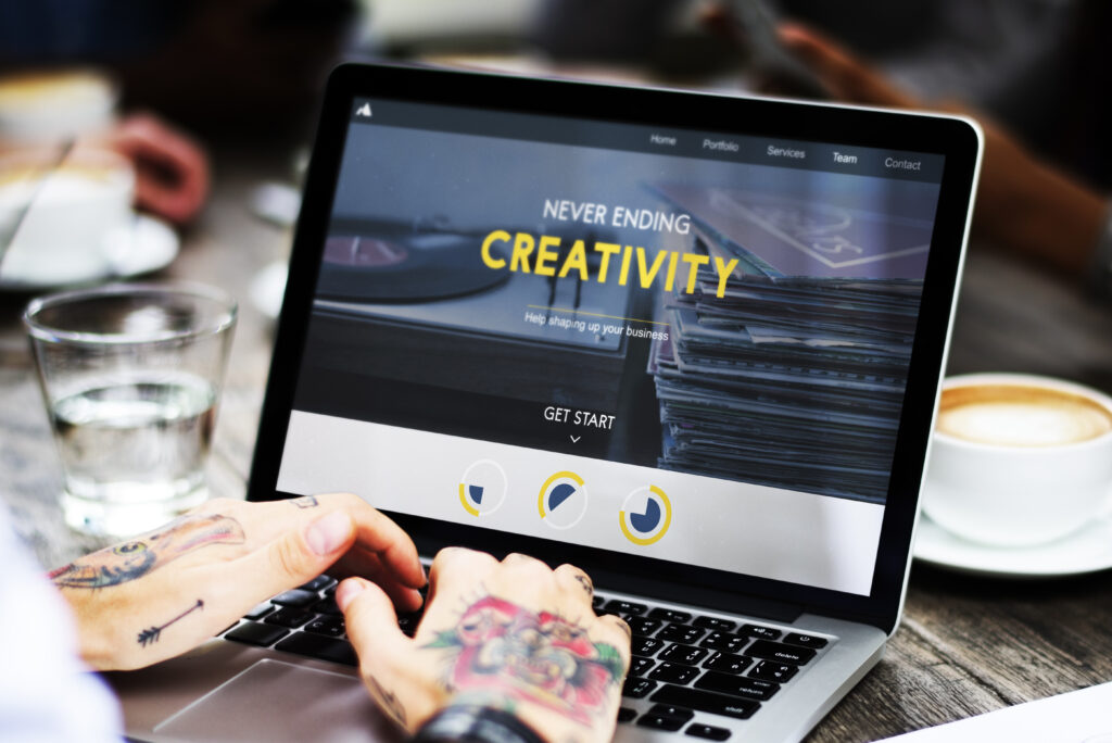- iPic.ai - Create Beautiful Ai Art or Ai Images For Free